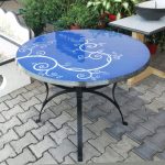 tavolo-blu-in-pietra-lavica-moderna